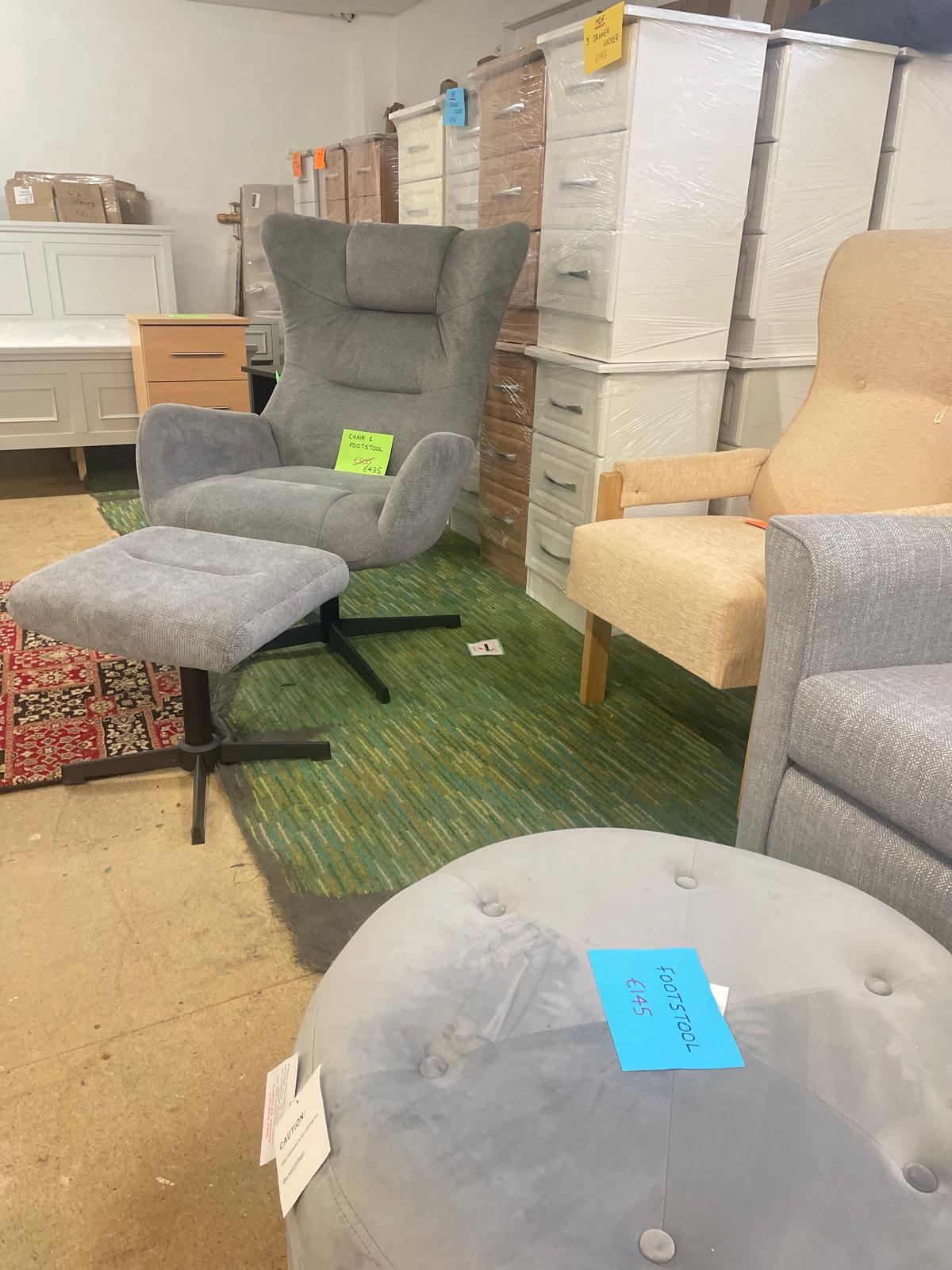 Sofas and seating in store - 6